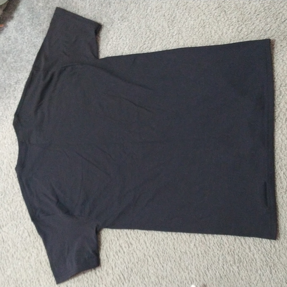 π3/$10 OR 5/$15 SALEπ Hanes T-shirt - Picture 6 of 6